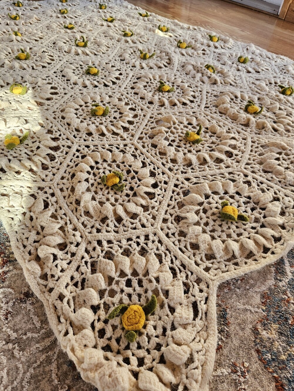 Vintage Crochet Throw w/ Yellow Flowers